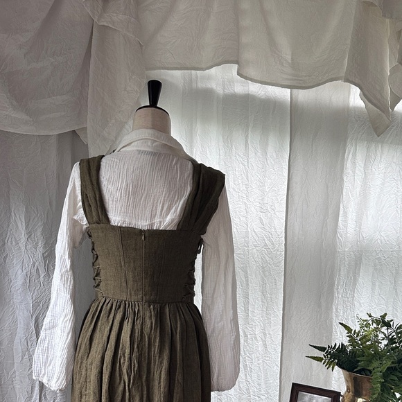 **NWOT** Linennaive Glory 33 | Front Lace Up Dress in Olive Green - Picture 16 of 16